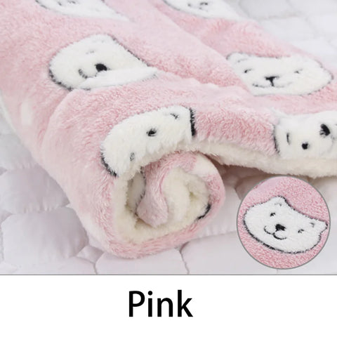 Hair-thickened pet blanket for dogs and cat
