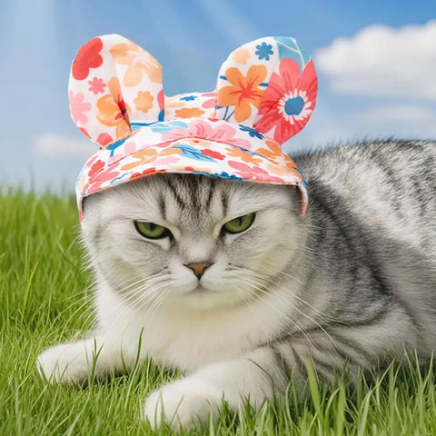 Adjustable sun hat for puppies