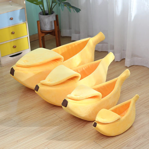 Warm kitten bed banana design for winter comfort