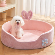 Comfortable dog bed with removable cover