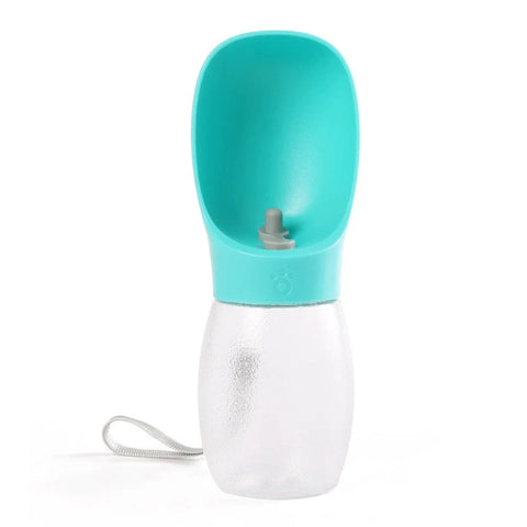 Dog and cat water bottle for outdoor activities