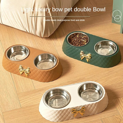Double pet bowl with bow-tie base