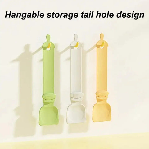 Spoon and squeezer for feeding cats, kittens, and puppies